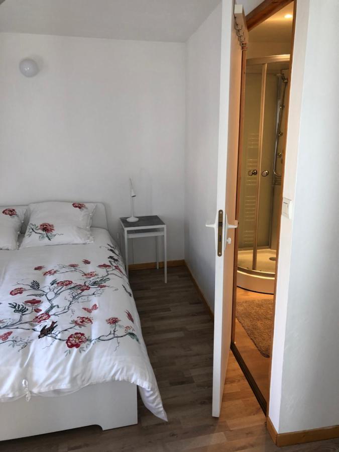 La Maisonnette Auvergnate Vertaizon Dış mekan fotoğraf